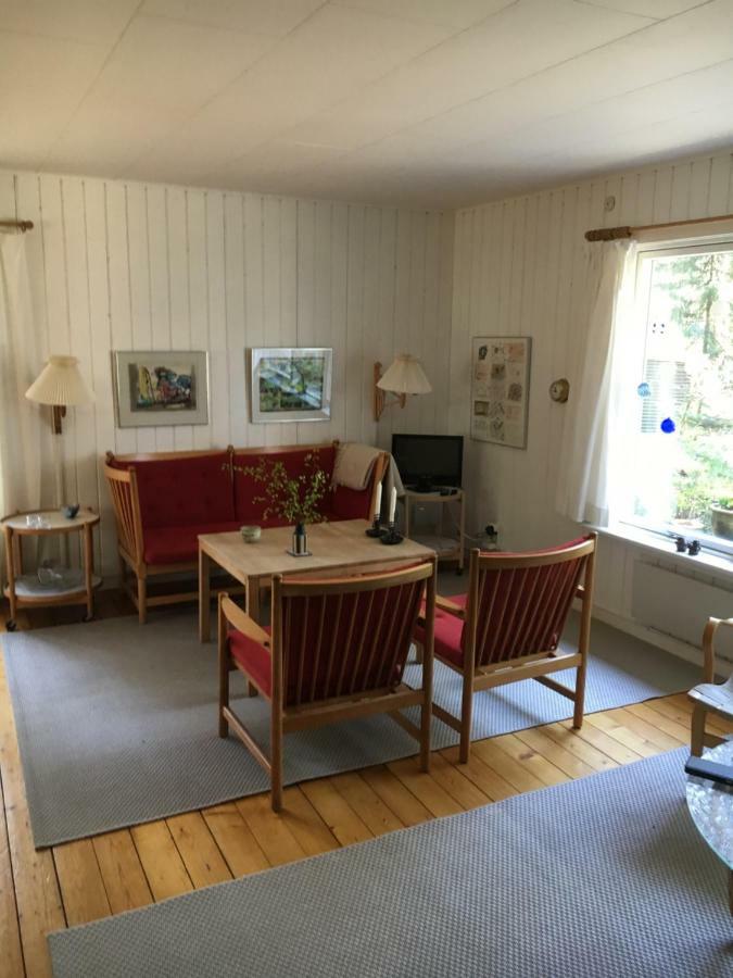 Вилла Midtvejshuset Рённе Экстерьер фото